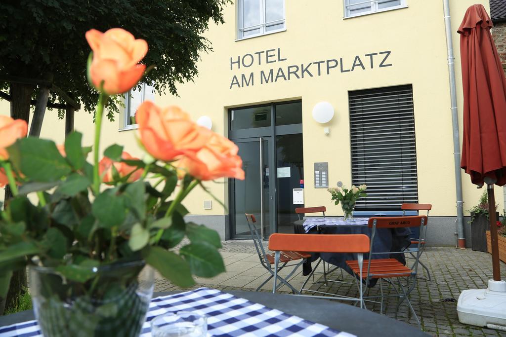 Hotel Am Marktplatz Gangkofen ภายนอก รูปภาพ