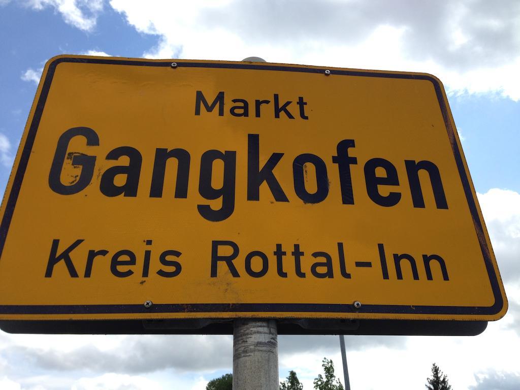 Hotel Am Marktplatz Gangkofen ภายนอก รูปภาพ