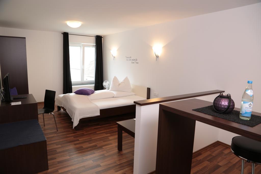 Hotel Am Marktplatz Gangkofen ห้อง รูปภาพ